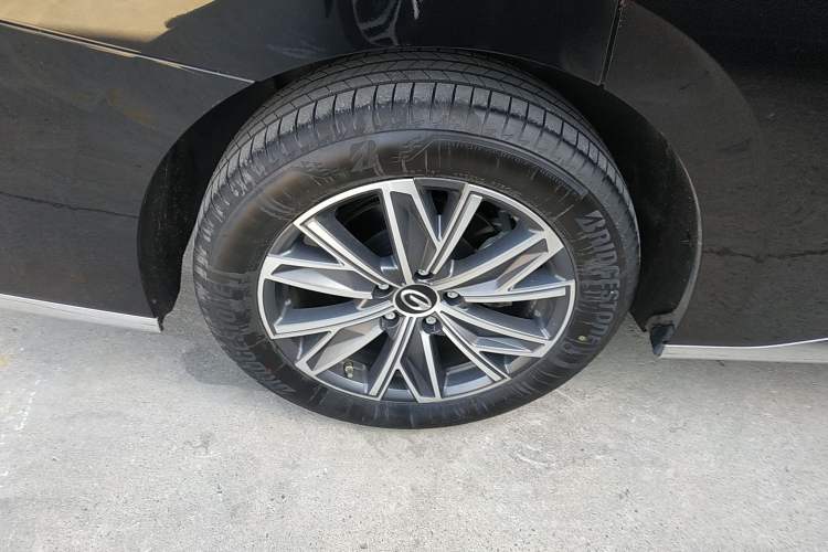Used GAC Trumpchi M8 2024 Master Series 400T Prestige Edition Right Rear Wheel Hub