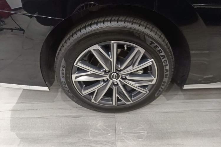 Used GAC Trumpchi M8 2024 Master Series 400T Prestige Edition Right Rear Wheel Hub