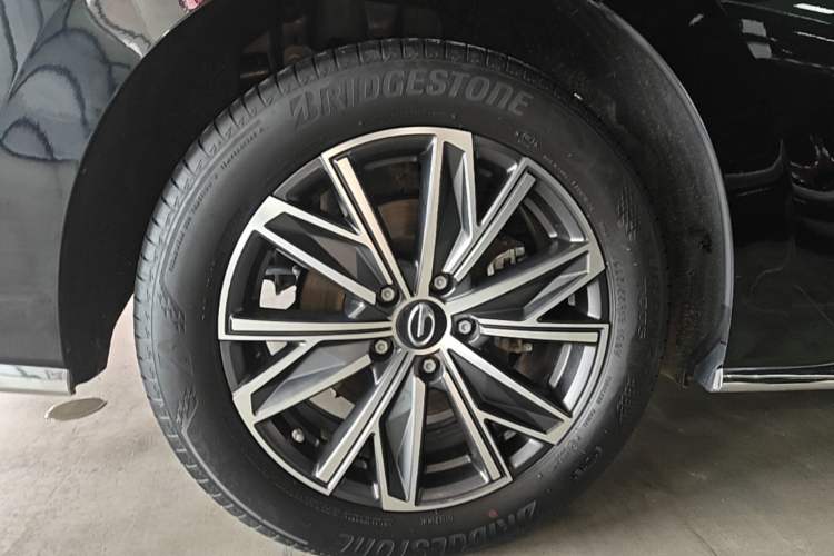 Used GAC Trumpchi M8 2024 Master Series 400T Prestige Edition Right Rear Wheel Hub