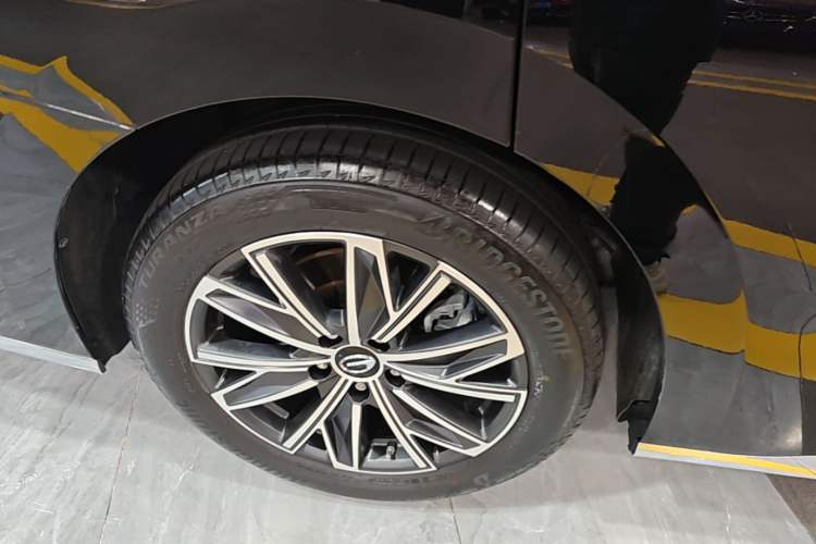 Used GAC Trumpchi M8 2024 Master Series 400T Prestige Edition Right Rear Wheel Hub