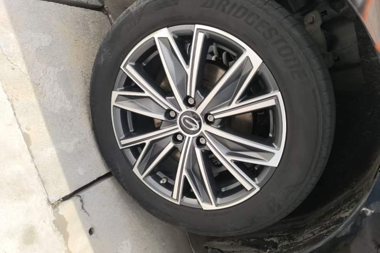 Used GAC Trumpchi M8 2024 Master Series 400T Prestige Edition Right Rear Wheel Hub