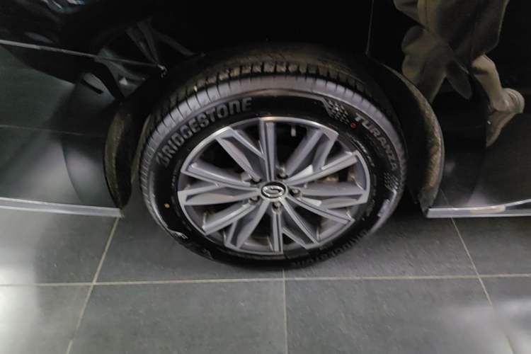 Used GAC Trumpchi M8 2024 Master Series 400T Prestige Edition Right Rear Wheel Hub
