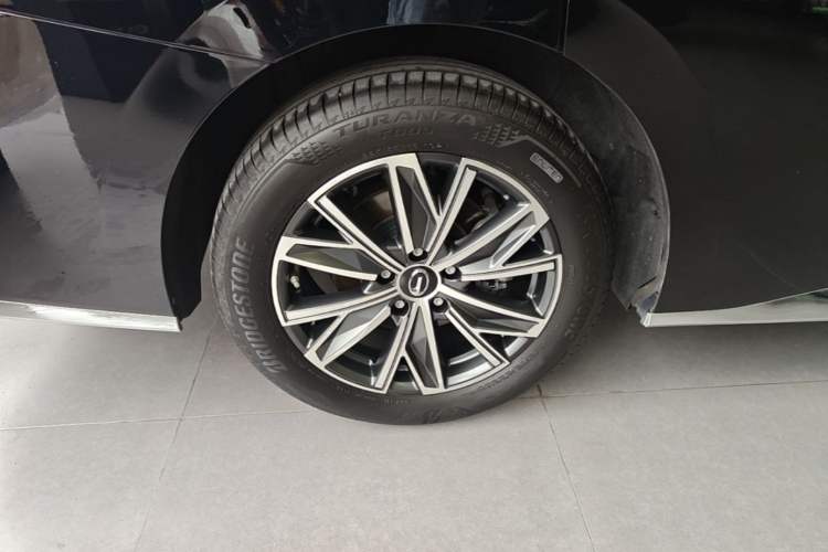 Used GAC Trumpchi M8 2024 Master Series 400T Prestige Edition Right Rear Wheel Hub