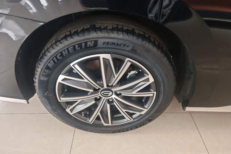 Used GAC Trumpchi M8 2024 Master Series Super Hybrid Edition Right Rear Wheel Hub
