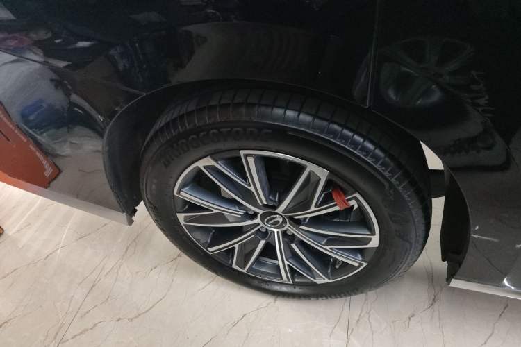 Used GAC Trumpchi M8 2024 Master Series 400T Prestige Edition Right Rear Wheel Hub