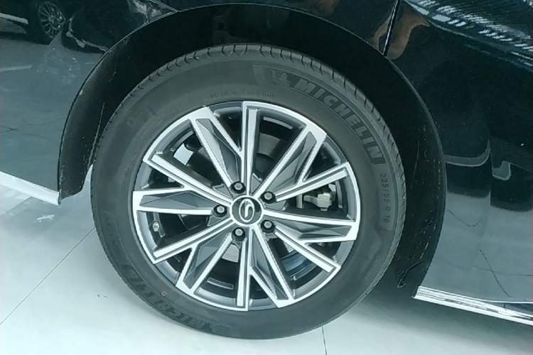Used GAC Trumpchi M8 2024 Master Series Super Hybrid Edition Right Rear Wheel Hub