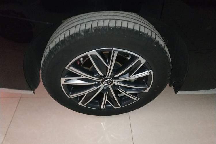 Used GAC Trumpchi M8 2024 Master Series 400T Prestige Edition Right Rear Wheel Hub