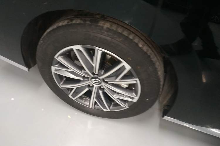 Used GAC Trumpchi M8 2024 Master Series 400T Prestige Edition Right Rear Wheel Hub