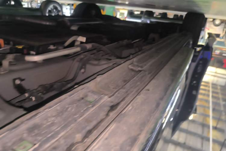 Used GAC Trumpchi M8 2024 Master Series Super Hybrid Edition Right Side Sill
