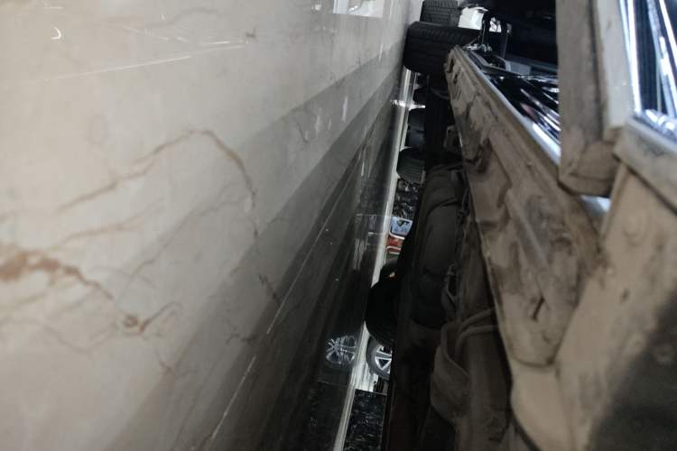 Used GAC Trumpchi M8 2024 Master Series 400T Prestige Edition Right Side Sill