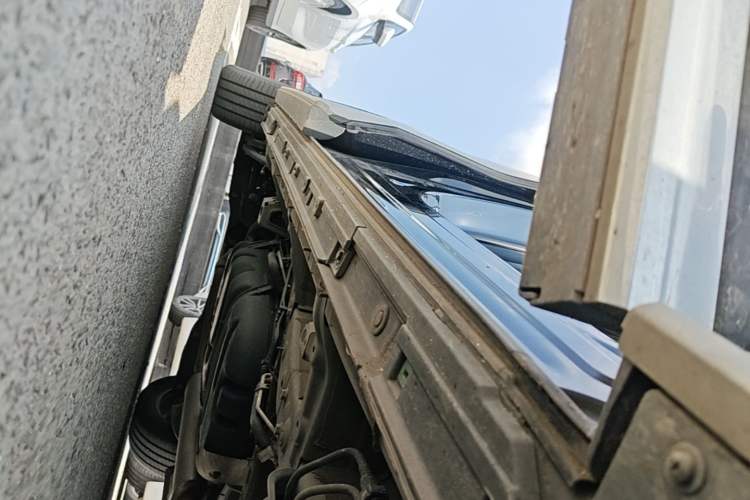 Used GAC Trumpchi M8 2024 Master Series 400T Ultimate Edition Right Side Sill