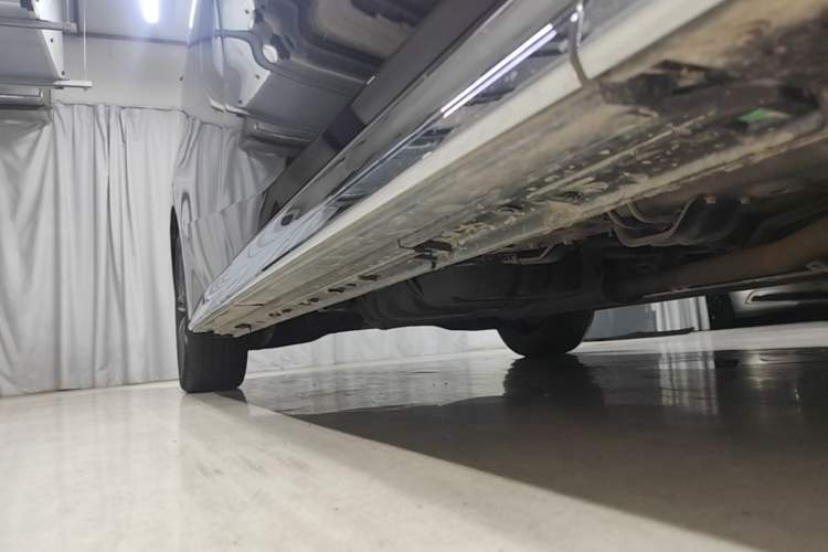Used GAC Trumpchi M8 2024 Master Series 400T Ultimate Edition Right Side Sill