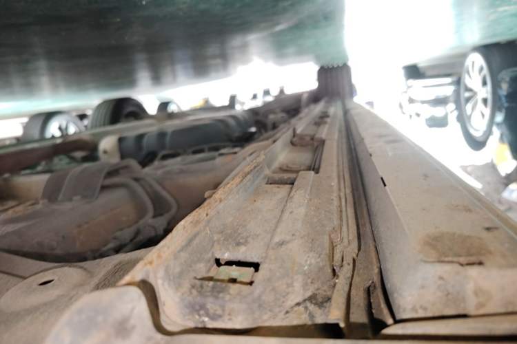 Used GAC Trumpchi M8 2024 Master Series 400T Prestige Edition Right Side Sill