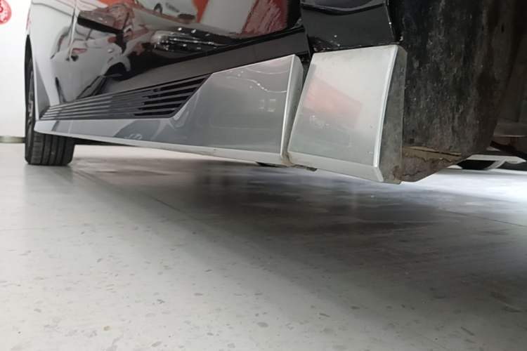 Used GAC Trumpchi M8 2024 Zongshi Series 400T Ultimate Edition Right Side Sill