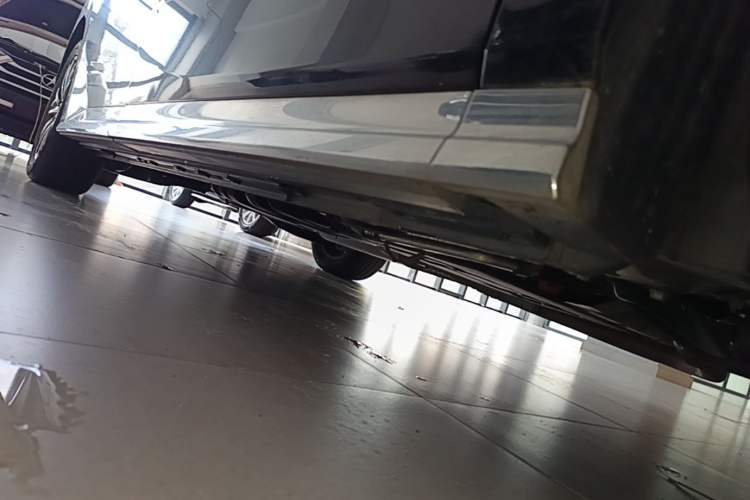 Used GAC Trumpchi M8 2024 Master Series Super Hybrid Edition Right Side Sill