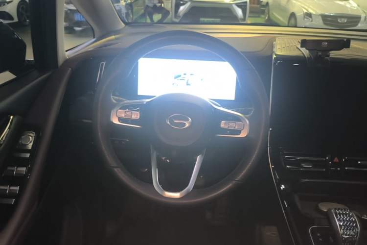 Used GAC Trumpchi M8 2024 Master Series Super Hybrid Edition Steering Wheel