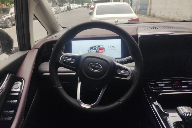 Used GAC Trumpchi M8 2024 Master Series 400T Prestige Edition Steering Wheel