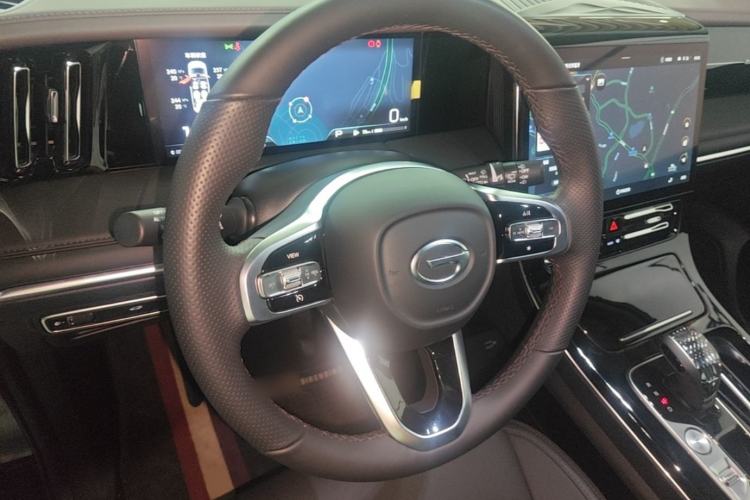 Used GAC Trumpchi M8 2024 Master Series 400T Prestige Edition Steering Wheel