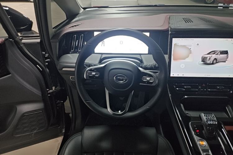 Used GAC Trumpchi M8 2024 Master Series 400T Prestige Edition Steering Wheel