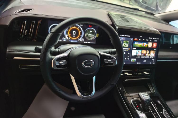 Used GAC Trumpchi M8 2024 Master Series 400T Prestige Edition Steering Wheel