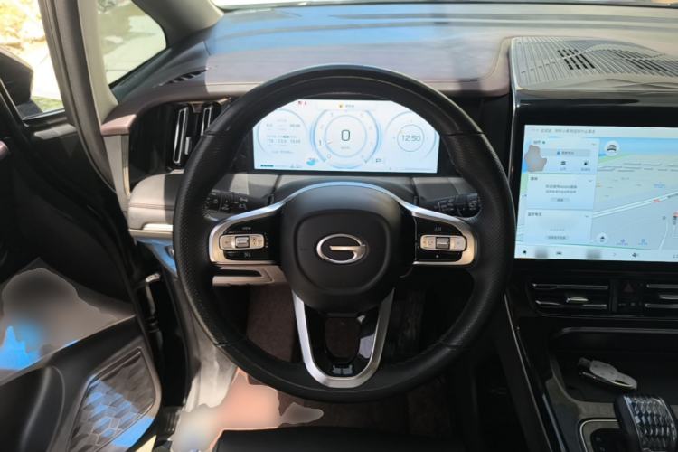 Used GAC Trumpchi M8 2024 Master Series 400T Prestige Edition Steering Wheel