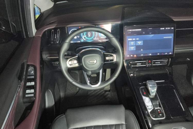 Used GAC Trumpchi M8 2024 Master Series 400T Prestige Edition Steering Wheel