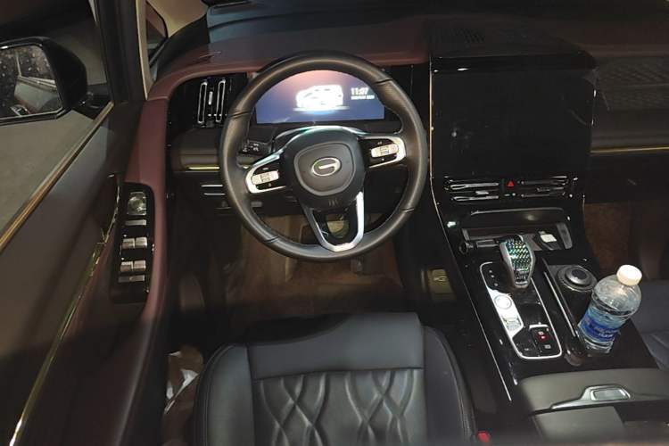 Used GAC Trumpchi M8 2024 Master Series 400T Ultimate Edition Steering Wheel