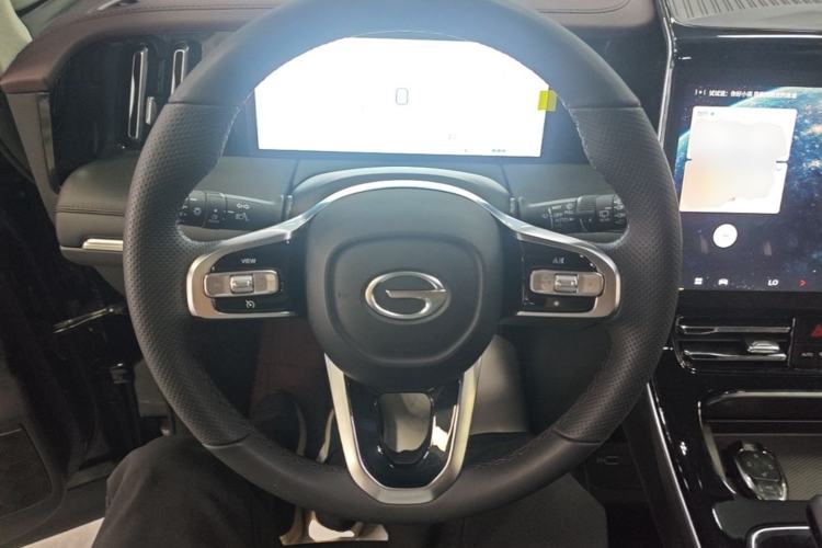 Used GAC Trumpchi M8 2024 Master Series 400T Prestige Edition Steering Wheel