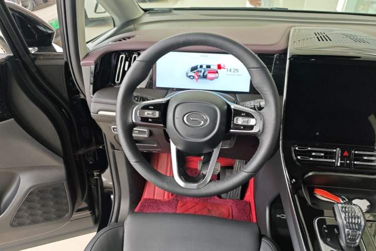 Used GAC Trumpchi M8 2024 Master Series 400T Prestige Edition Steering Wheel