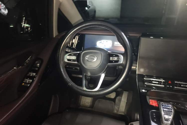 Used GAC Trumpchi M8 2024 Master Series 400T Ultimate Edition Steering Wheel