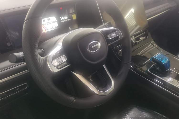 Used GAC Trumpchi M8 2024 Master Series 400T Prestige Edition Steering Wheel