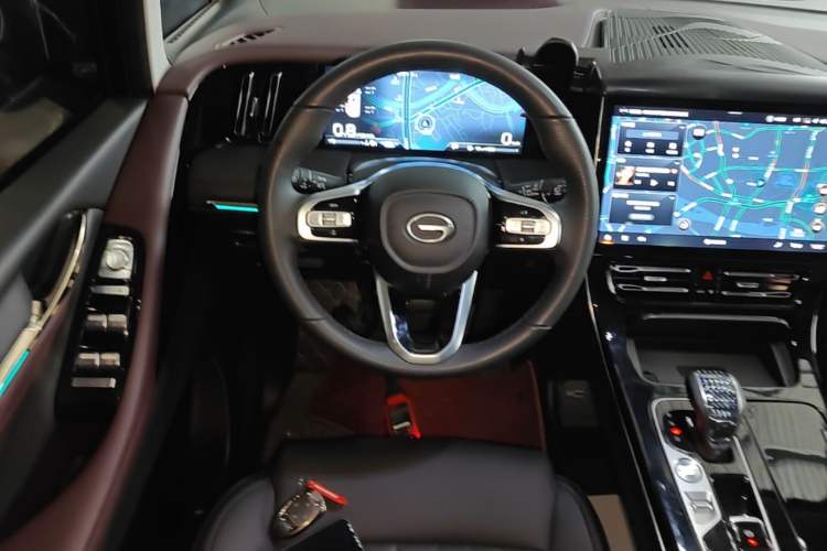 Used GAC Trumpchi M8 2024 Master Series 400T Ultimate Edition Steering Wheel
