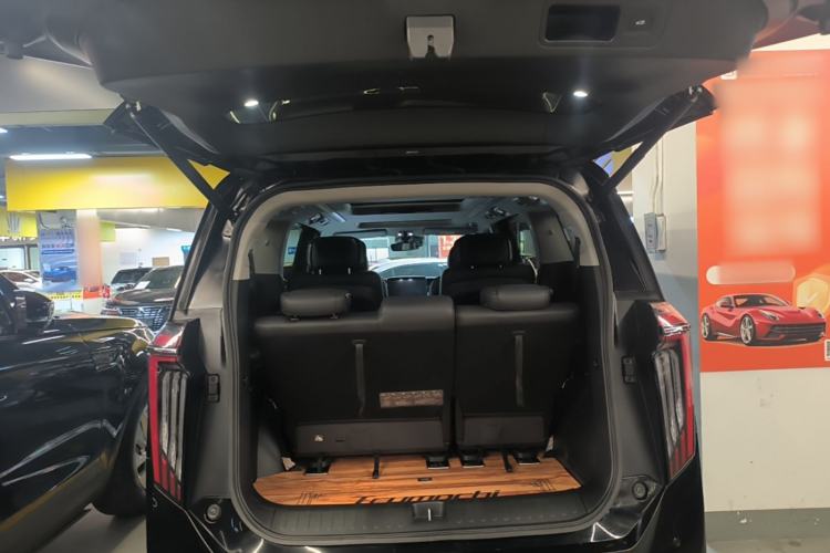 Used GAC Trumpchi M8 2024 Master Series 400T Ultimate Edition Trunk