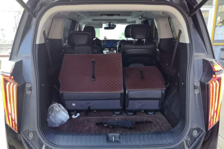 Used GAC Trumpchi M8 2024 Master Series 400T Ultimate Edition Trunk