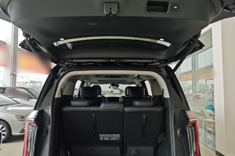 Used GAC Trumpchi M8 2024 Master Series 400T Prestige Edition Trunk
