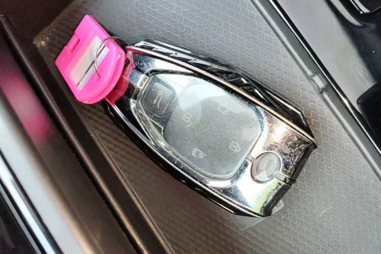 Used GAC Trumpchi M8 2024 Master Series 400T Ultimate Edition Vehicle Key