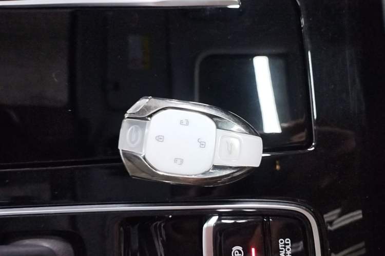 Used GAC Trumpchi M8 2024 Master Series 400T Prestige Edition Vehicle Key