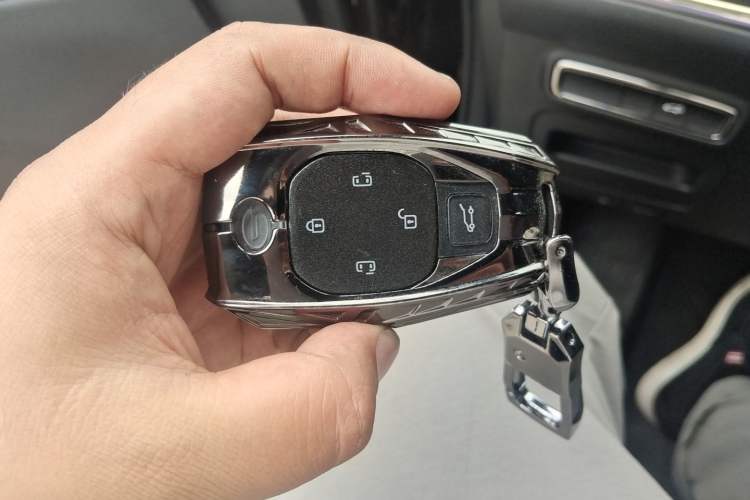Used GAC Trumpchi M8 2024 Zongshi Series 400T Ultimate Edition Vehicle Key