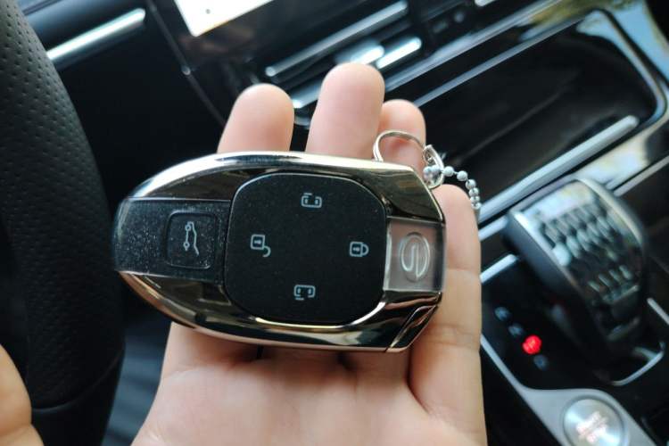Used GAC Trumpchi M8 2024 Master Series 400T Prestige Edition Vehicle Key