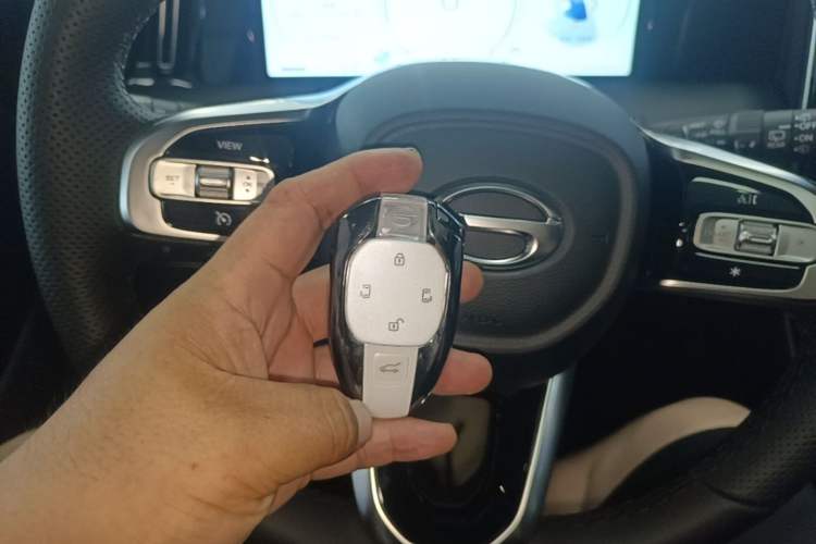 Used GAC Trumpchi M8 2024 Master Series 400T Prestige Edition Vehicle Key