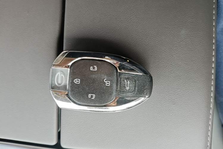 Used GAC Trumpchi M8 2024 Master Series 400T Ultimate Edition Vehicle Key