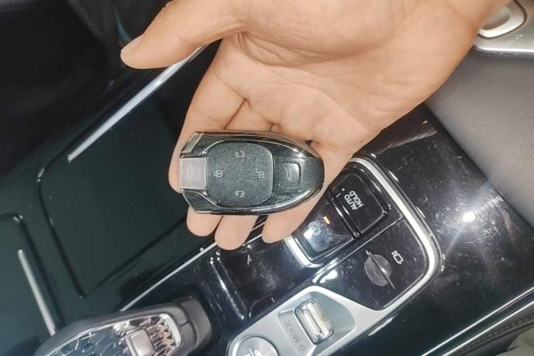 Used GAC Trumpchi M8 2024 Master Series 400T Ultimate Edition Vehicle Key