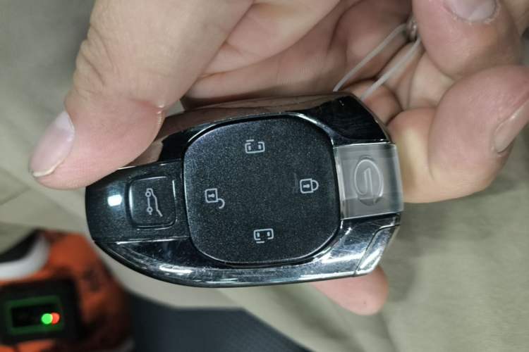 Used GAC Trumpchi M8 2024 Zongshi Series 400T Pioneer Edition Vehicle Key