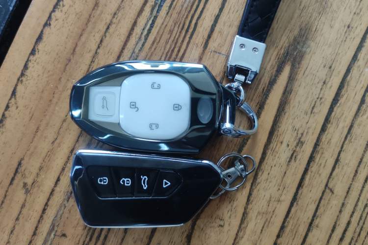 Used GAC Trumpchi M8 2024 Master Series 400T Ultimate Edition Vehicle Key