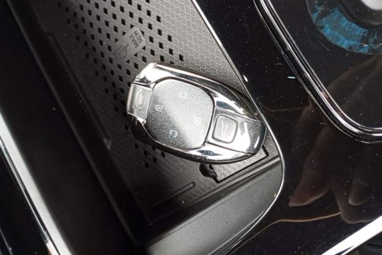 Used GAC Trumpchi M8 2024 Zongshi Series 400T Ultimate Edition Vehicle Key