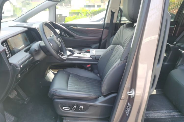 Used GAC Trumpchi M8 2024 Master Series 400T Ultimate Edition Left Front Seat