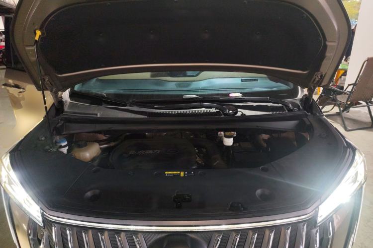 Used GAC Trumpchi M8 2024 Master Series 400T Ultimate Edition Engine Bay