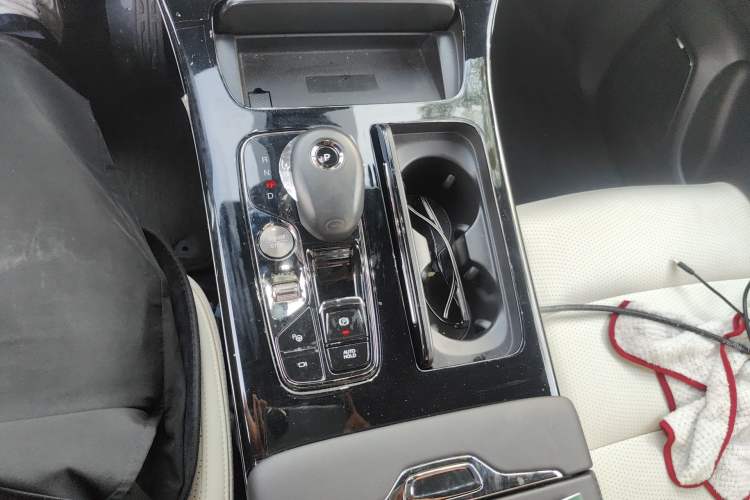 Used GAC Trumpchi M8 2024 Zongshi Series 400T Pioneer Edition Gear Lever