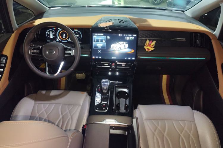 Used GAC Trumpchi M8 2024 Master Series 400T Ultimate Edition Interior 2
