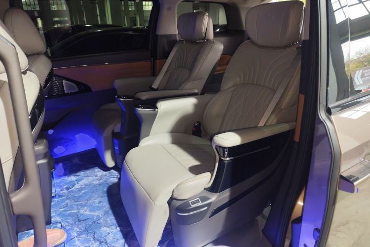 Used GAC Trumpchi M8 2024 Master Series 400T Ultimate Edition Interior 4